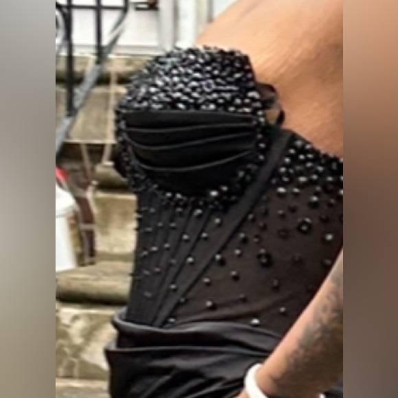 Black corset dress. Size 6 - Picture 5 of 5